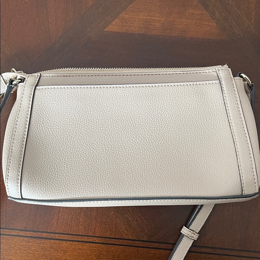 Karl Lagerfeld Crossbody Bag - Picture 2 of 5